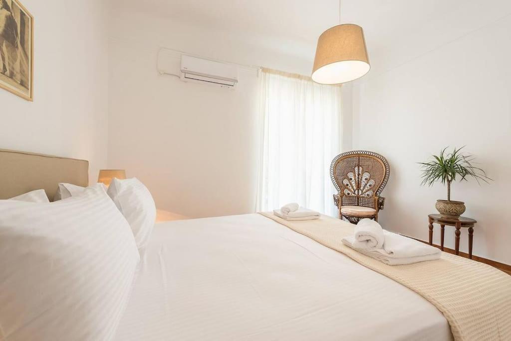 Casa Pamisou Near Attiki Metro Station Apartment Athens Exterior photo